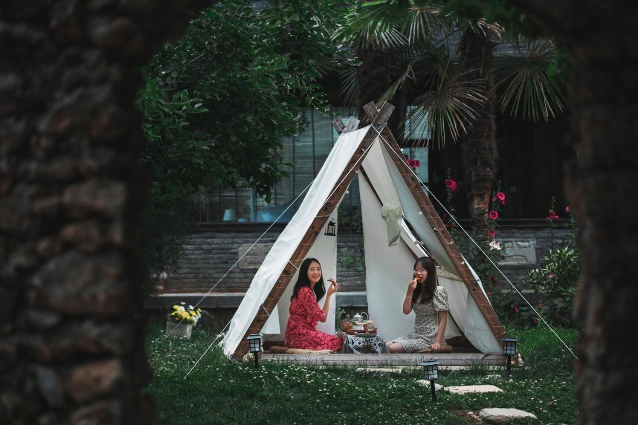 Adonis Inn Lijiang Lijiang  Exterior foto